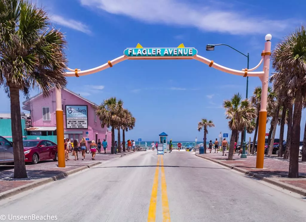 ew-smyrna-beach-parking-flagler-avenue