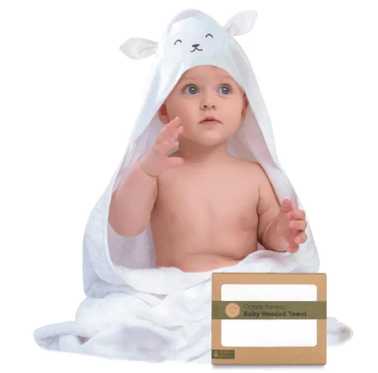 newborn-towel-beach-essential