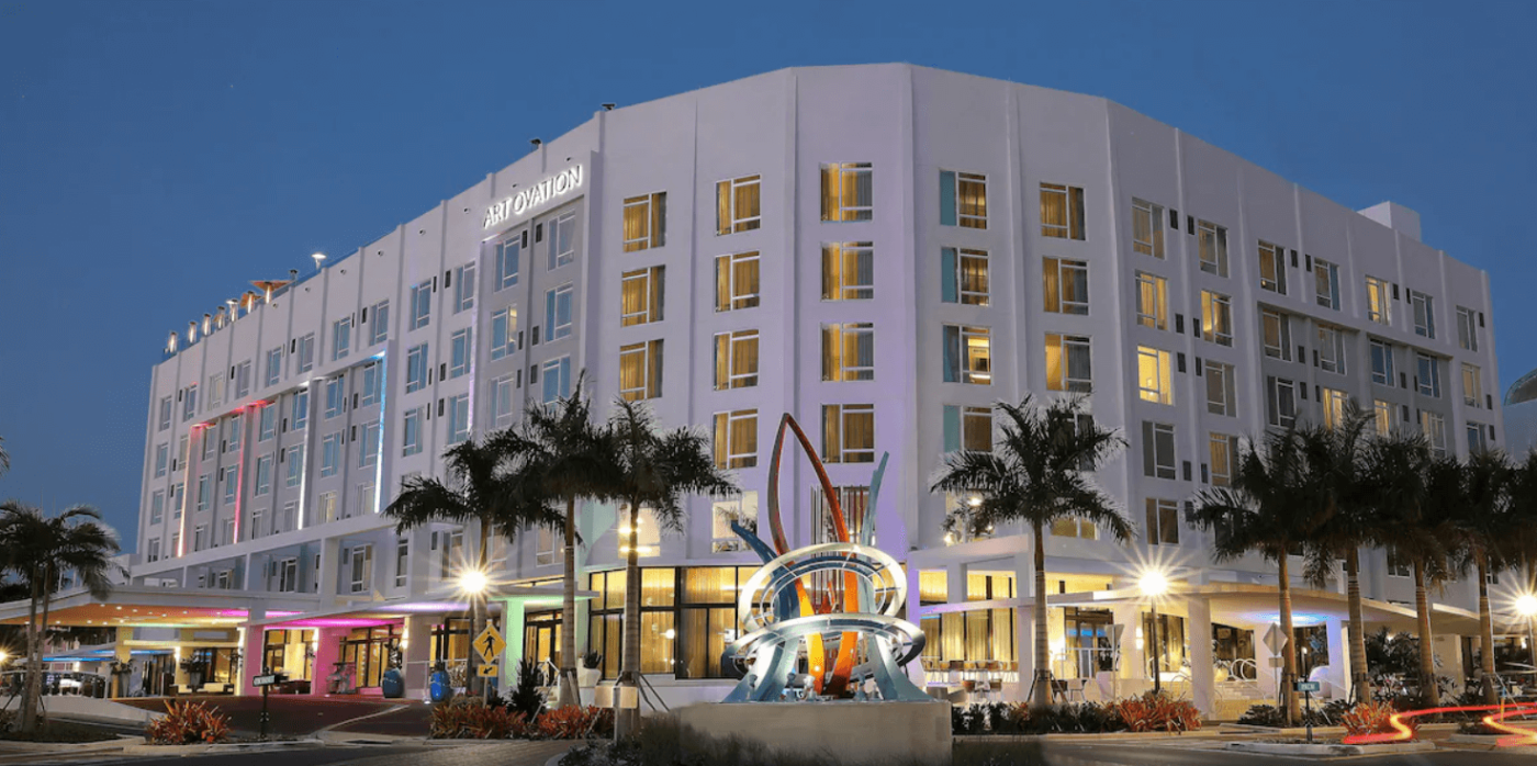 art_ovation_oceanfront_hotels_in_sarasota_florida