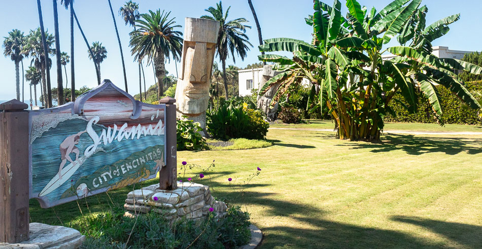 Swamis-Beach-Surfing-Sign