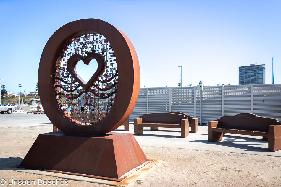 Heart-Statue-in-Oceanside-Harbor-Beach