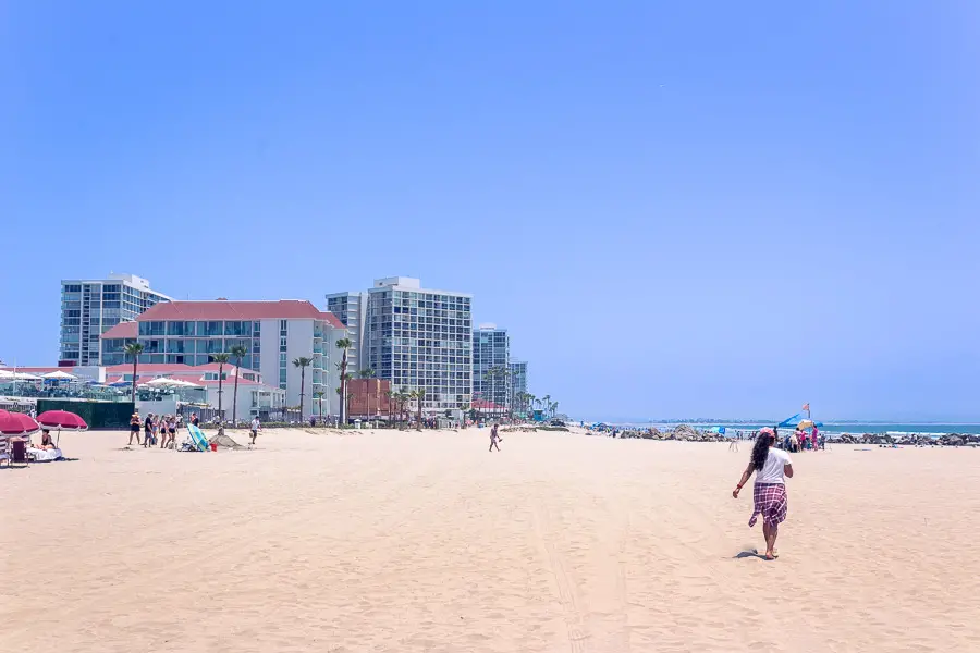 Jeanette-walking-along-Coronado-Beach-in-San-Diego