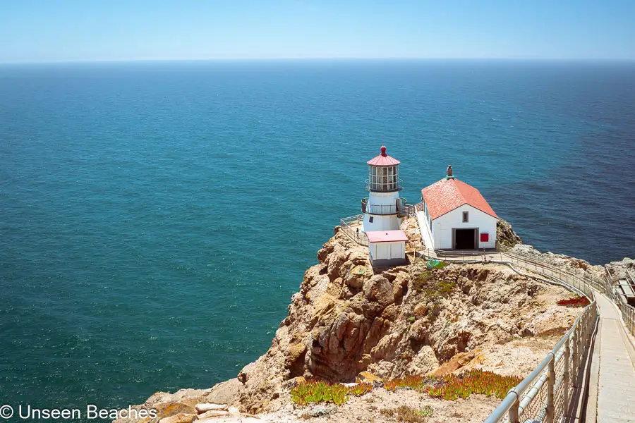 Lighthouse-at-Point-Reyes-National-Seashore