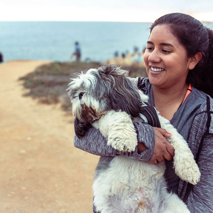Jeanette-Carrying-Tutu-at-Sunset-Cliffs